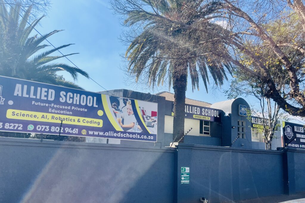 Allied School Robertsham